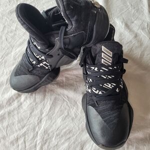 Adidas Harden V-4 Black and White Athletic Sneakers Size 6.5
